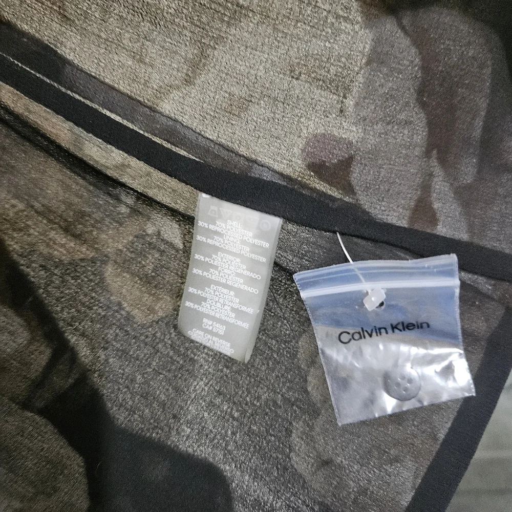 Calvin Klein Floral Blouse - Picture 3 of 8